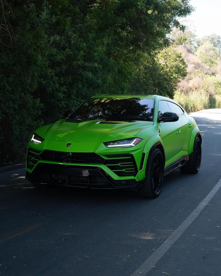 Lamborghini Urus Green