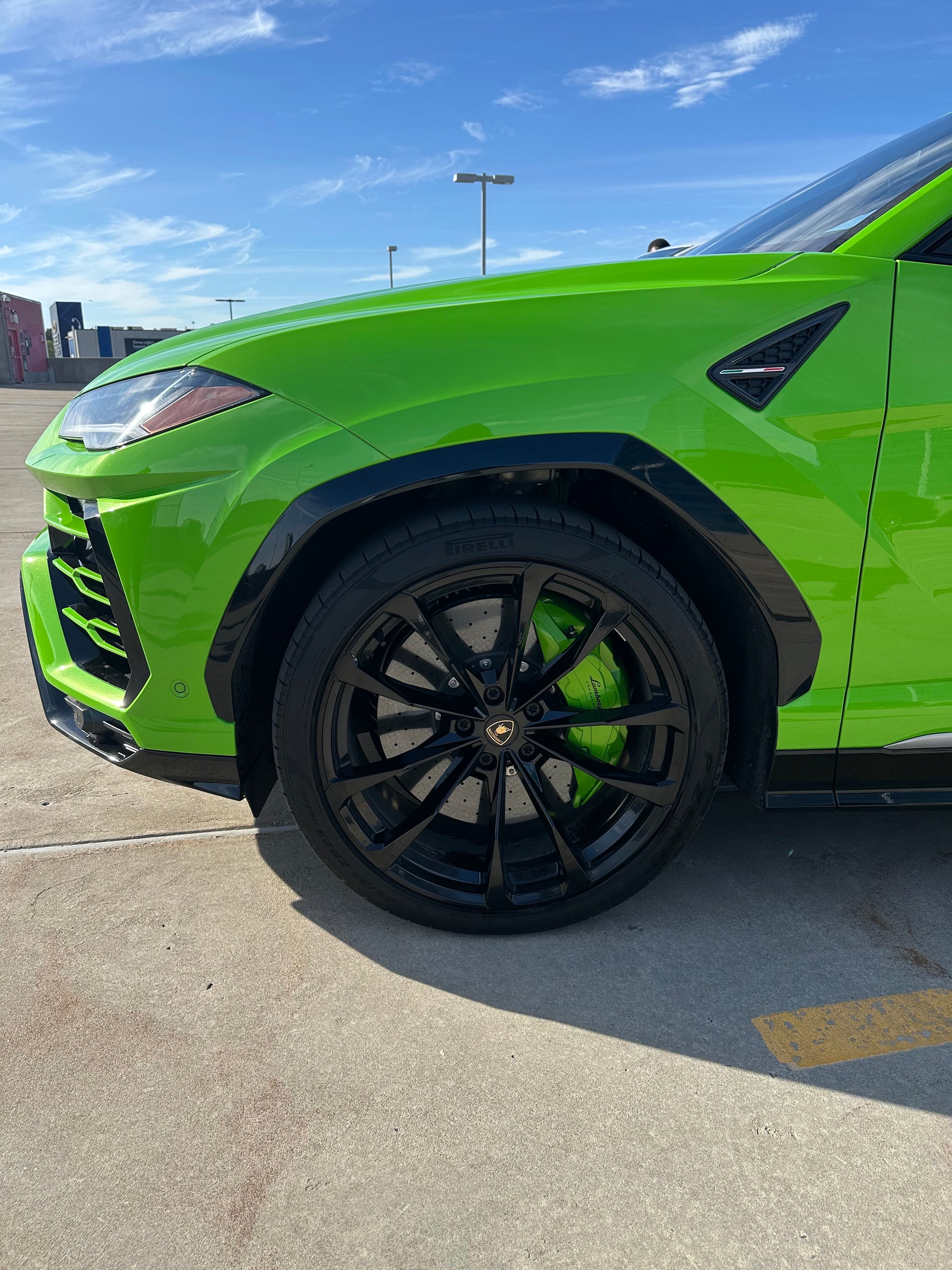 Lamborghini Urus Green