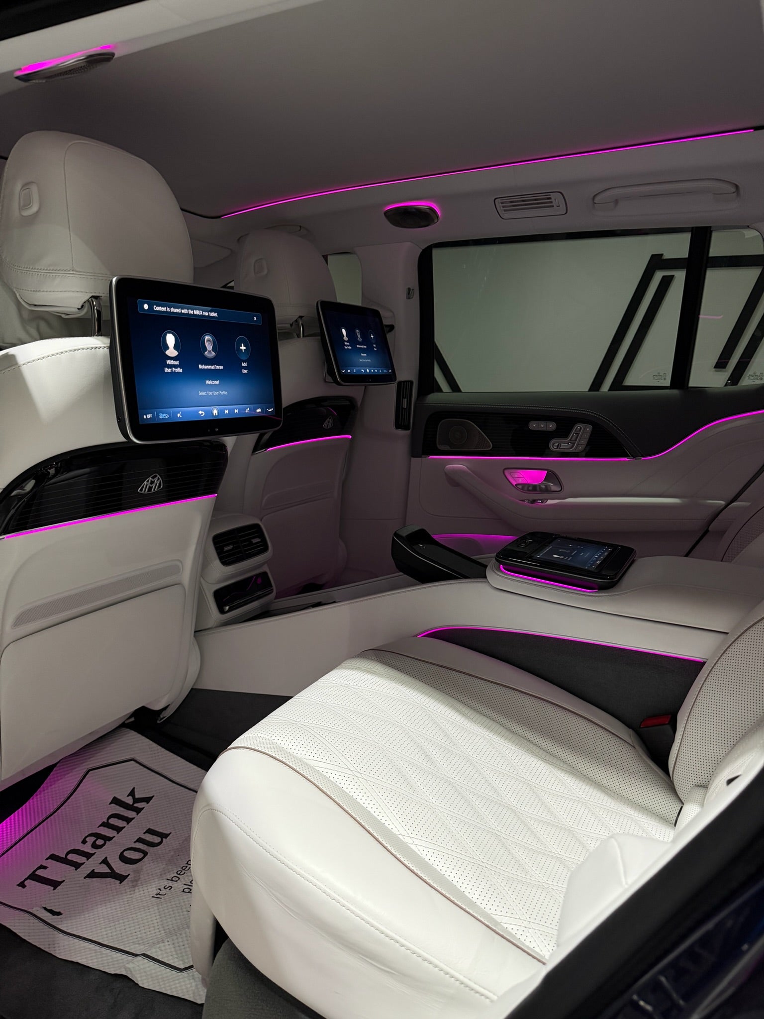 Mercedes-Maybach GLS Silver/Blue